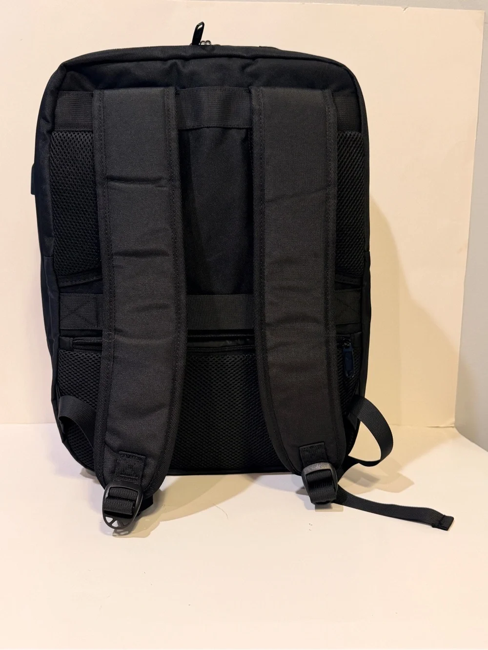 NWT Matein Black Backpack - Durable Travel & Commuter Bag